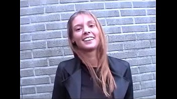 Vlaamse Stephanie Wordt Geneukt In Een Auto Belgian Stephanie Fucked In Car
