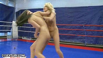 Nude Fight Club Presents Larah VS Diana Stewart