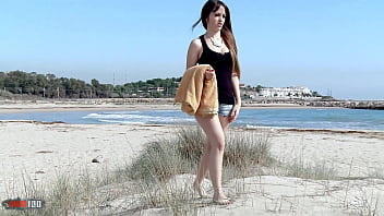 Stunning Spanish Babe Naty Mellow Fucked On A Public Beach